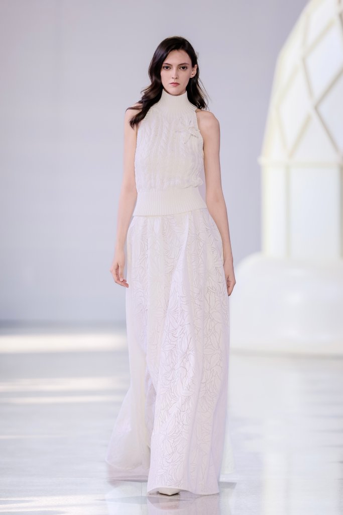 歌力思 ELLASSAY 2026春夏高级成衣秀 - Beijing Fall 2025