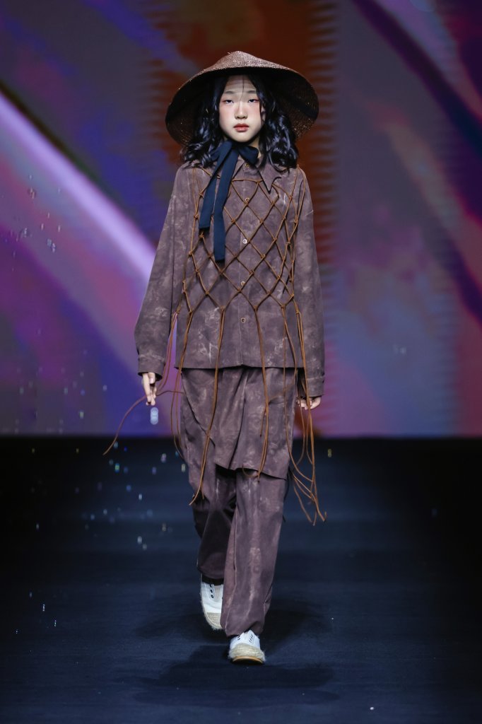 DC童装 · 宁燕霞 | DPARK童话小镇 2026春夏童装秀 - Beijing Fall 2025