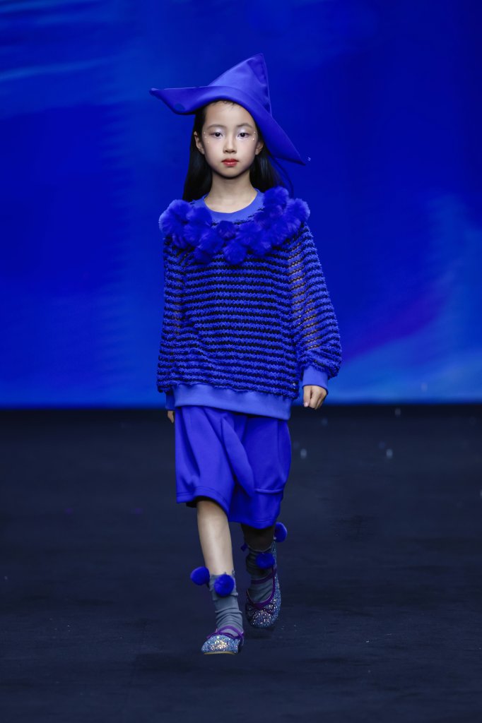 DC童装 · 宁燕霞 | DPARK童话小镇 2026春夏童装秀 - Beijing Fall 2025