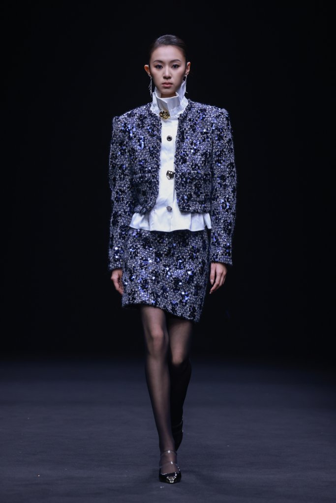 K+ BY YUKANG 余康 柯桥日 2026春夏高级成衣秀 - Beijing Fall 2025