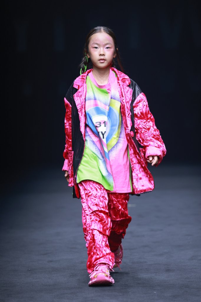 以衣唯人 · 徐嘉 | DPARK童话小镇 2026春夏童装秀 - Beijing Fall 2025