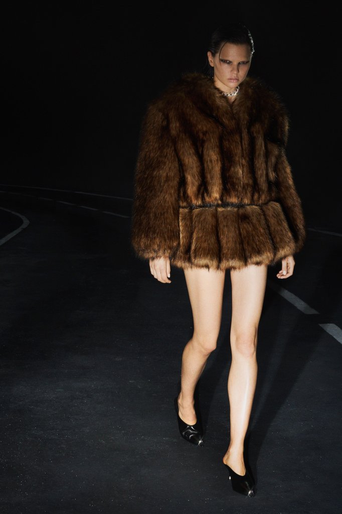 亚历山大·王 Alexander Wang 2026早春度假系列Lookbook