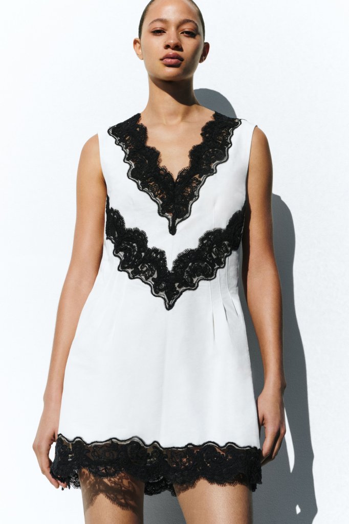 Simkhai 2026早秋系列Lookbook(Pre-Fall 2026)