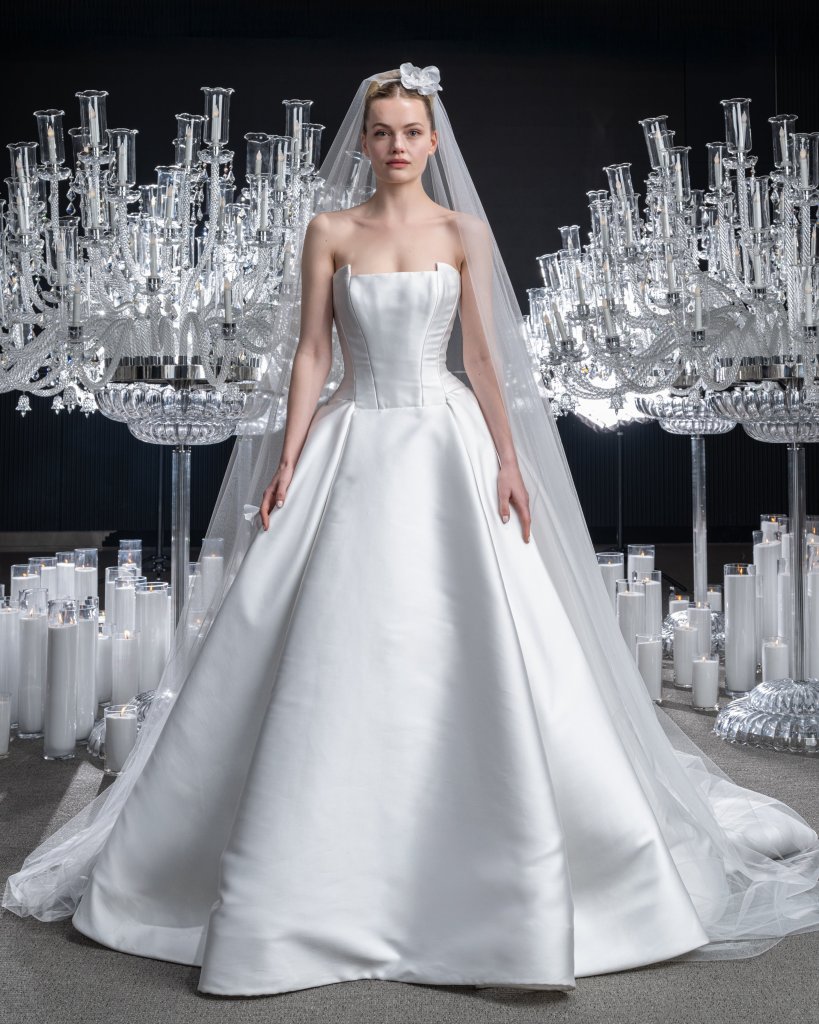 雷姆&middot;阿克拉 Reem Acra 2026春夏婚纱礼服Lookbook