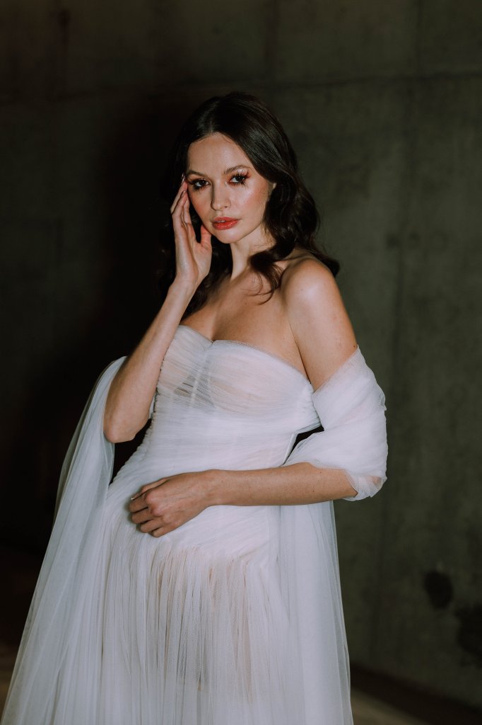 Andrew Kwon 2025春夏婚纱礼服Lookbook