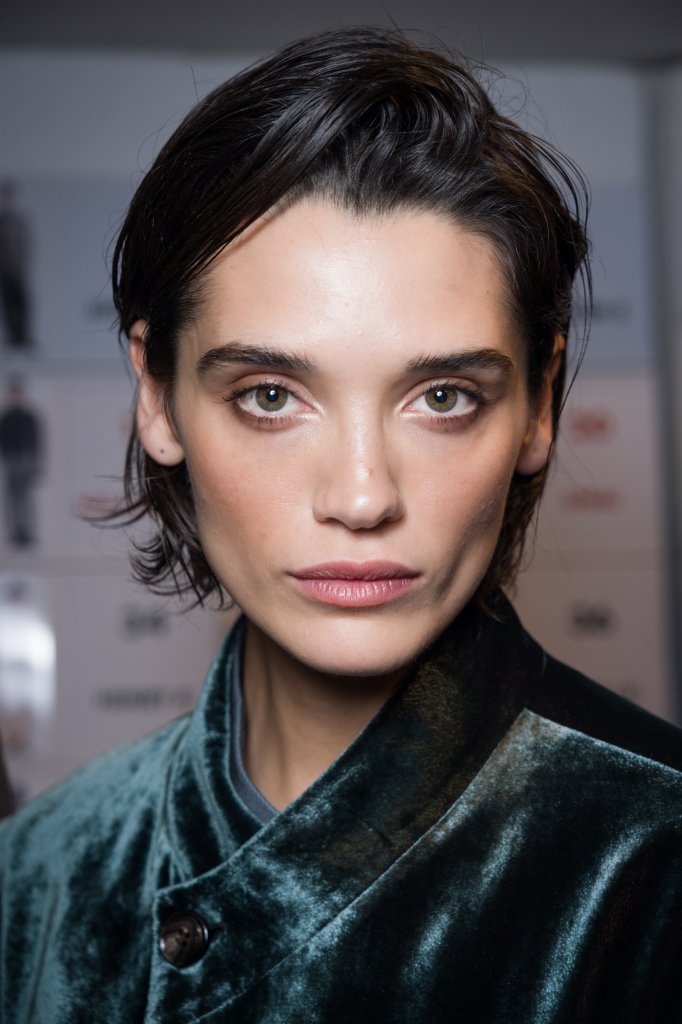 乔治&middot;阿玛尼 Giorgio Armani 2026/27秋冬男装秀(后台妆容) - Milan Fall 2026