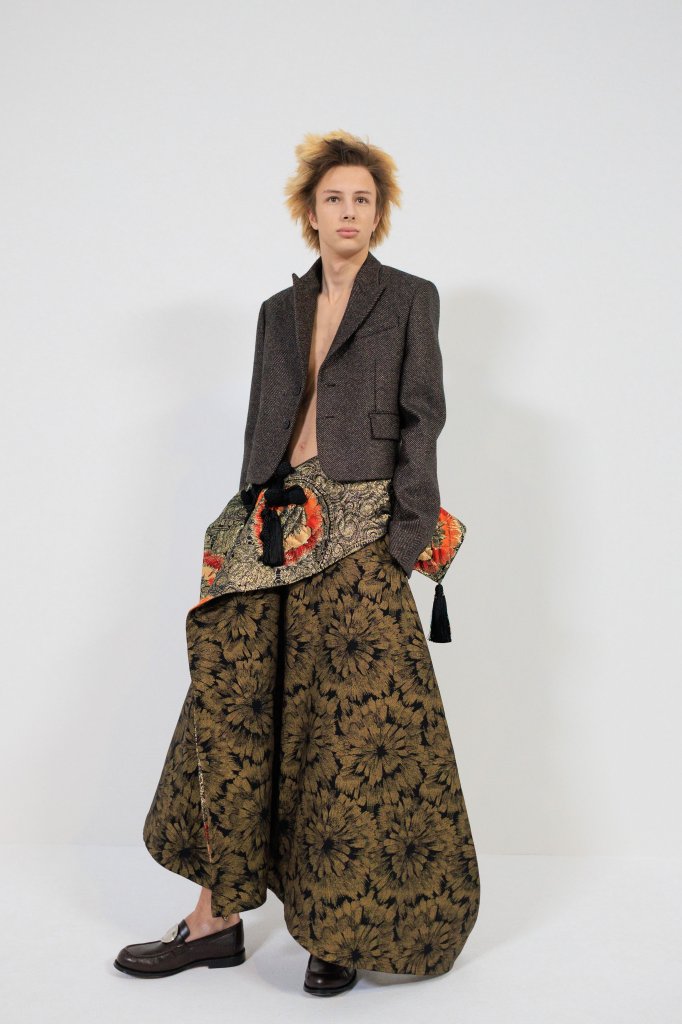 Dior Men 2026/27秋冬男装秀(后台妆容) - Paris Fall 2026