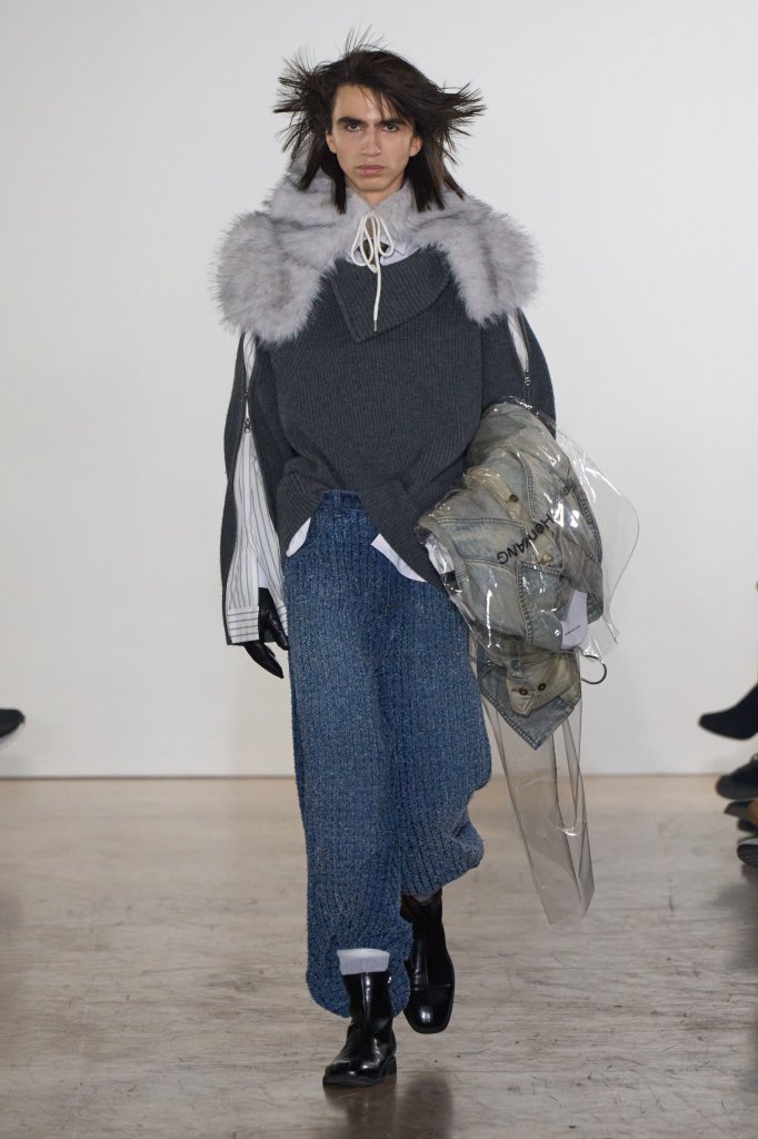 王逢陈 Feng Chen Wang 2026/27秋冬男装秀 - Paris Fall 2026