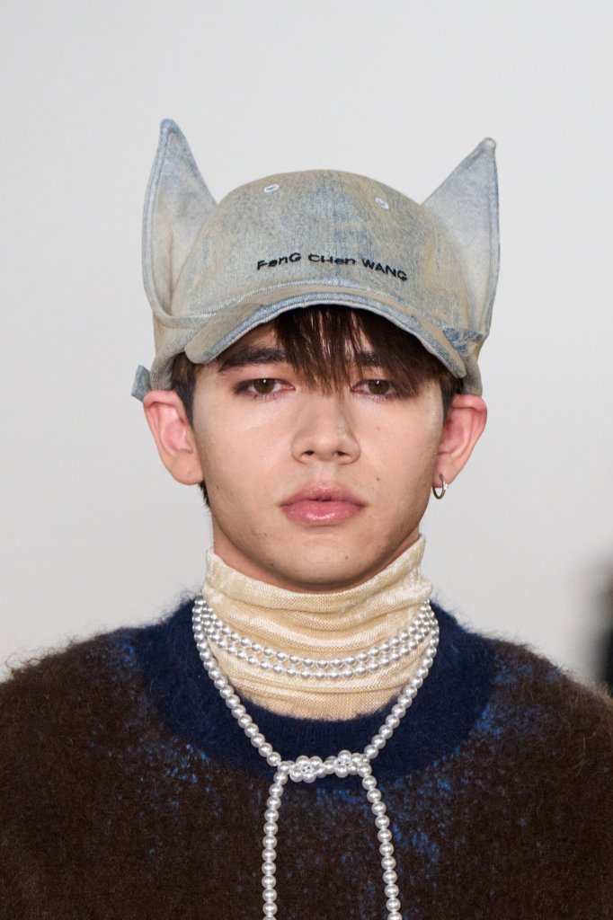 王逢陈 Feng Chen Wang 2026/27秋冬男装秀(细节) - Paris Fall 2026