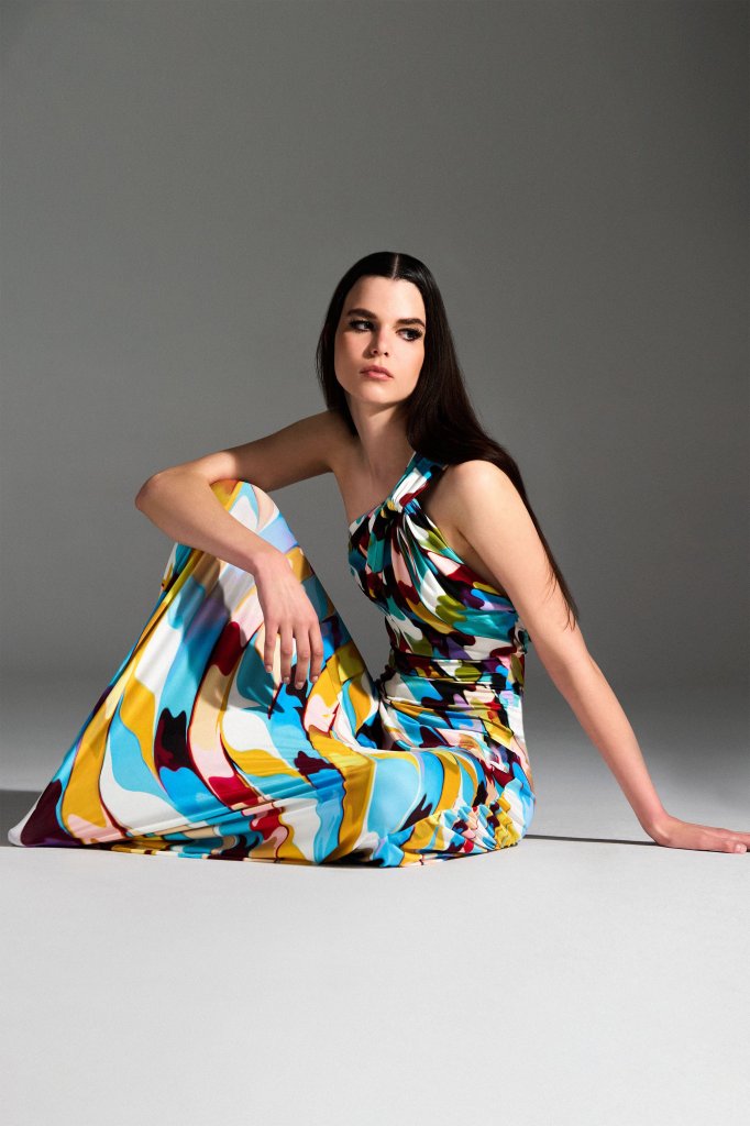 玛丽&middot;卡特兰佐 Mary Katrantzou 2026春夏高级成衣Lookbook