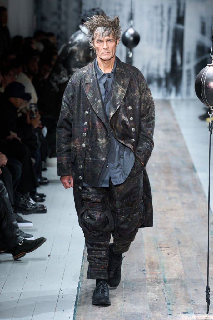 山本耀司 Yohji Yamamoto 2026/27秋冬男装秀 - Paris Fall 2026