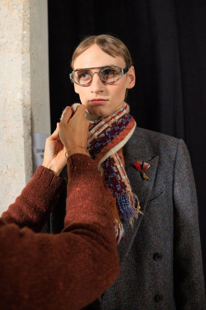 德赖斯&middot;范诺顿 Dries Van Noten 2026/27秋冬男装秀(后台妆容) - Paris Fall 2026