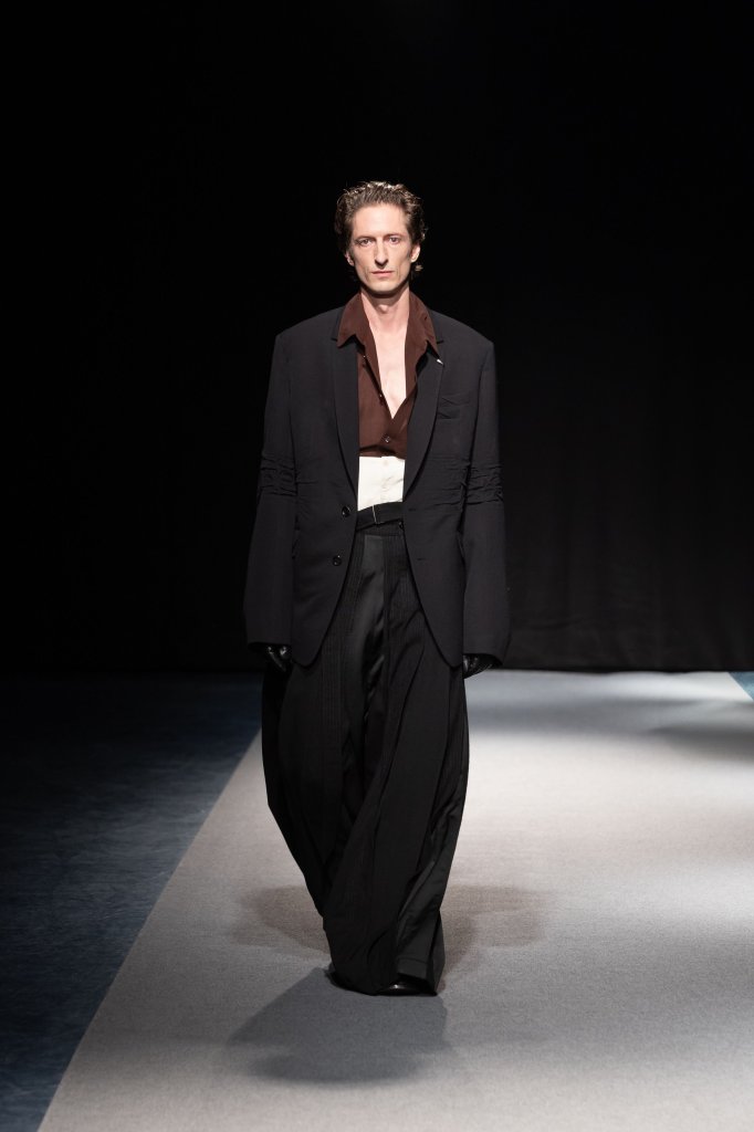 金亨俊 Songzio 2026/27秋冬男装秀 - Paris Fall 2026