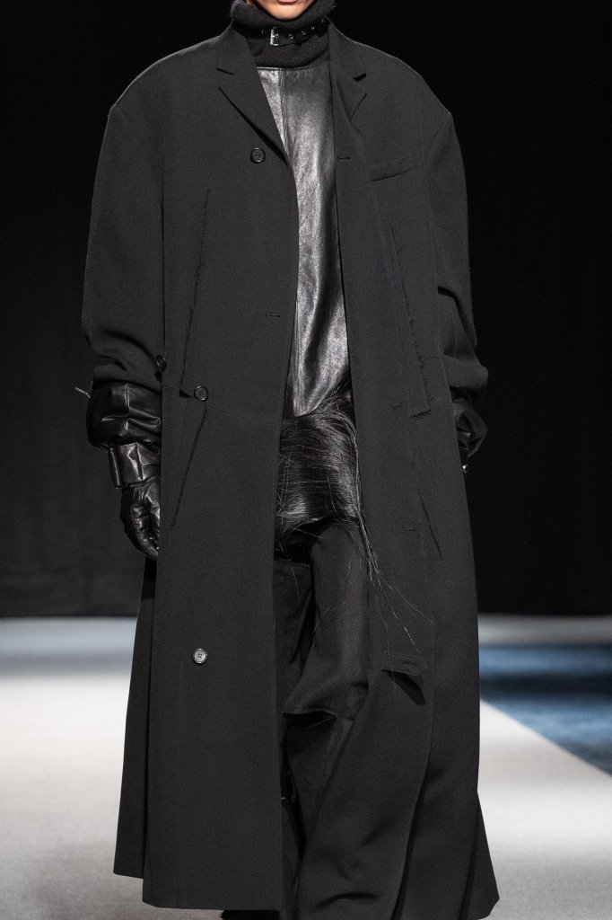 金亨俊 Songzio 2026/27秋冬男装秀(细节) - Paris Fall 2026