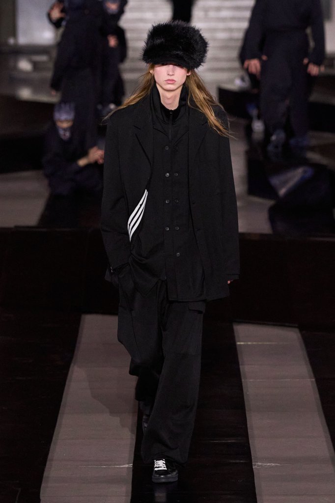 Y-3 2026/27秋冬男装秀 - Paris Fall 2026