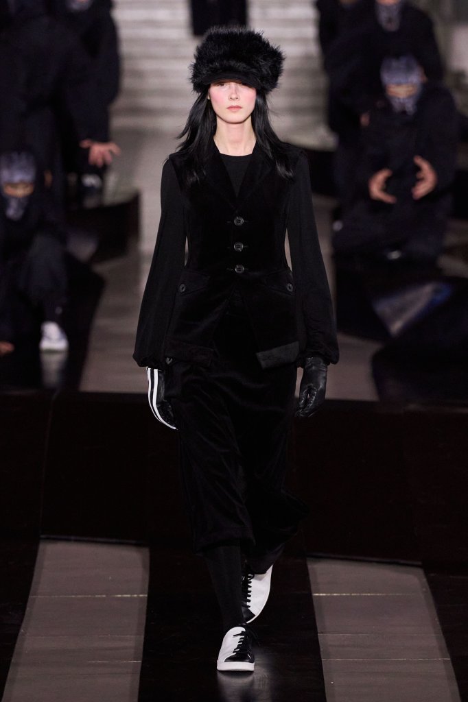 Y-3 2026/27秋冬男装秀 - Paris Fall 2026