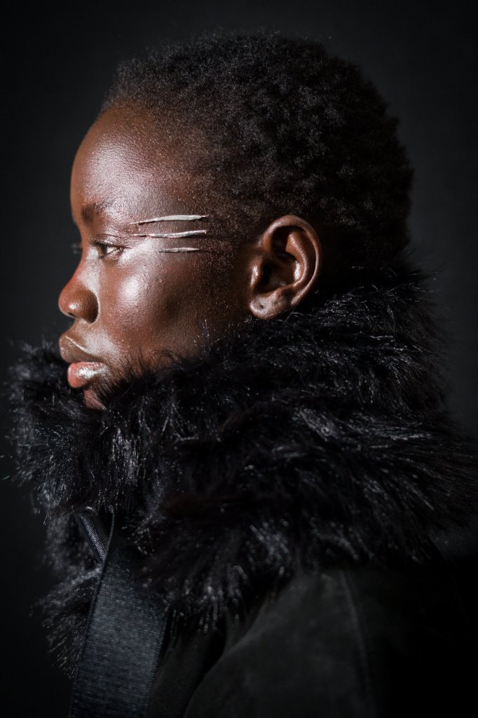 Y-3 2026/27秋冬男装秀(后台妆容) - Paris Fall 2026