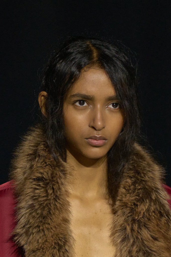 于英美 Wooyoungmi 2026/27秋冬男装秀(细节) - Paris Fall 2026