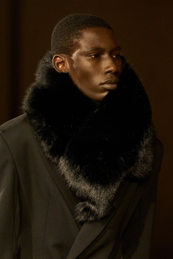 圣罗兰 Saint Laurent 2026/27秋冬男装秀(细节) - Paris Fall 2026