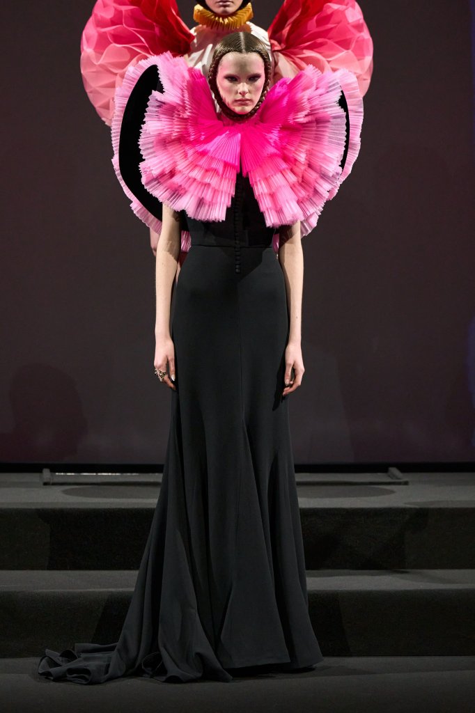 维果罗夫 Viktor & Rolf 2026春夏高级定制秀 - Couture Spring 2026