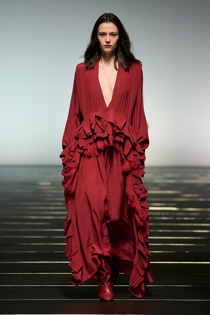 阿尔伯特-菲尔蒂 Alberta Ferretti 2026/27秋冬高级成衣秀