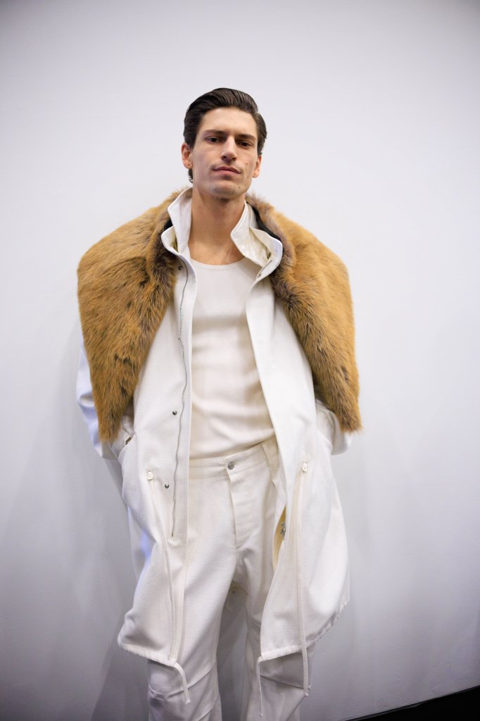 卡尔文.克莱恩 Calvin Klein Collection 2026/27秋冬高级成衣秀(后台妆容) - New York Fall 2026