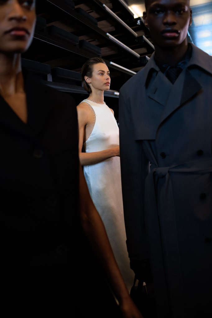 卡尔文.克莱恩 Calvin Klein Collection 2026/27秋冬高级成衣秀(后台妆容) - New York Fall 2026