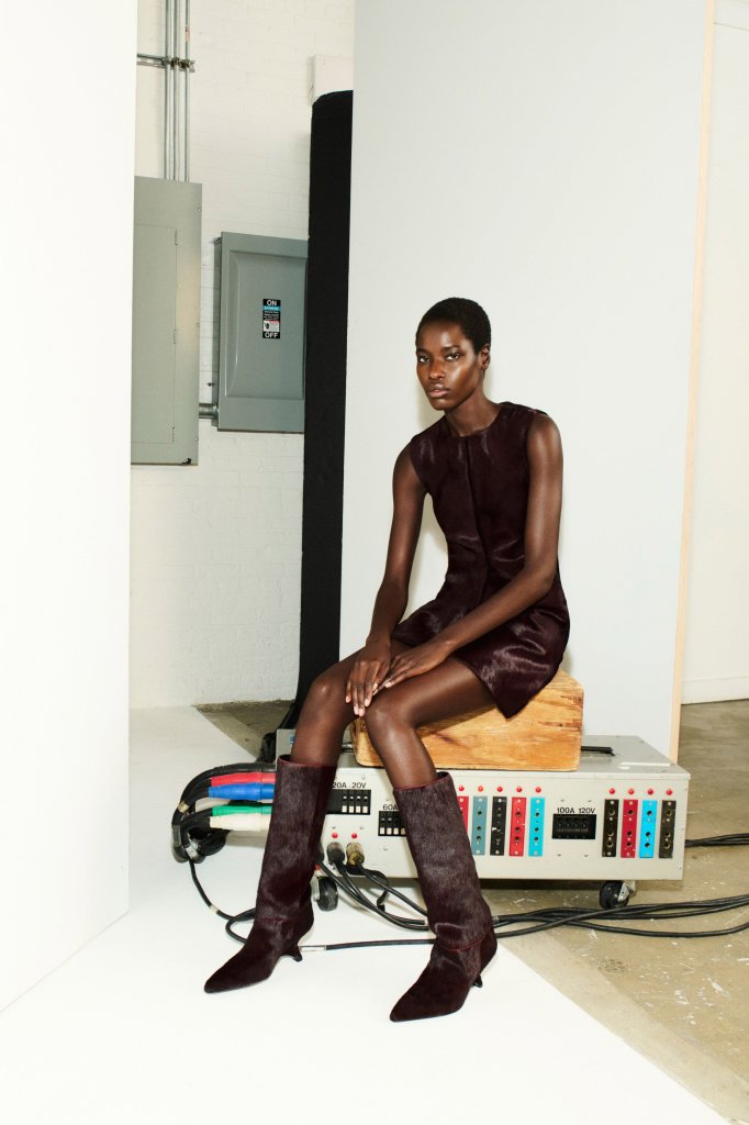 Simkhai 2026/27秋冬高级成衣Lookbook