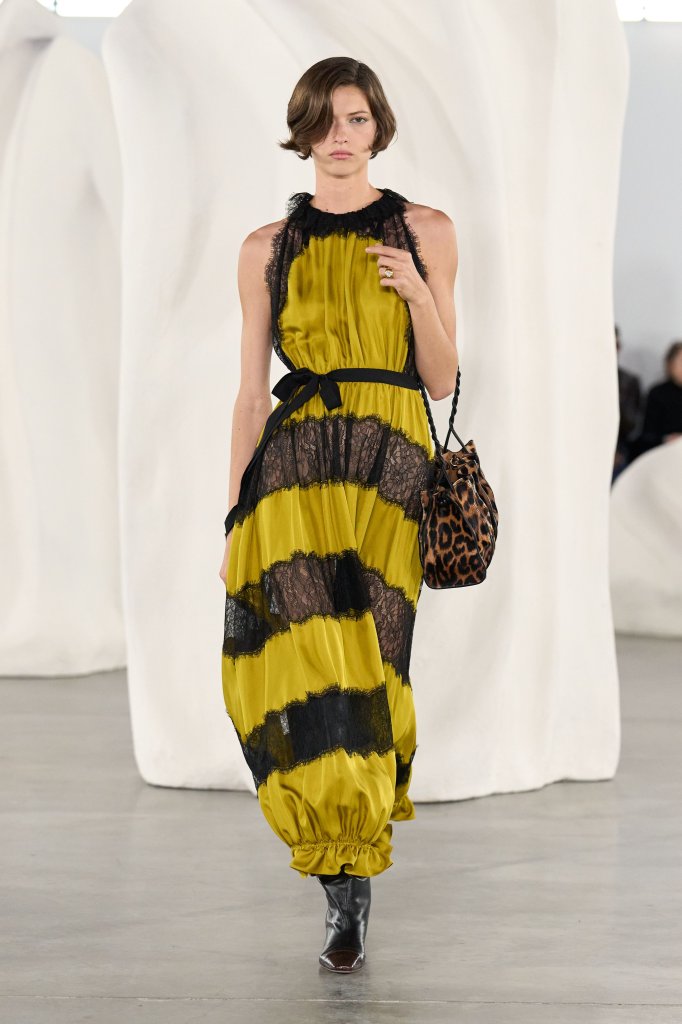 Ulla Johnson 2026/27秋冬高级成衣秀 - New York Fall 2026