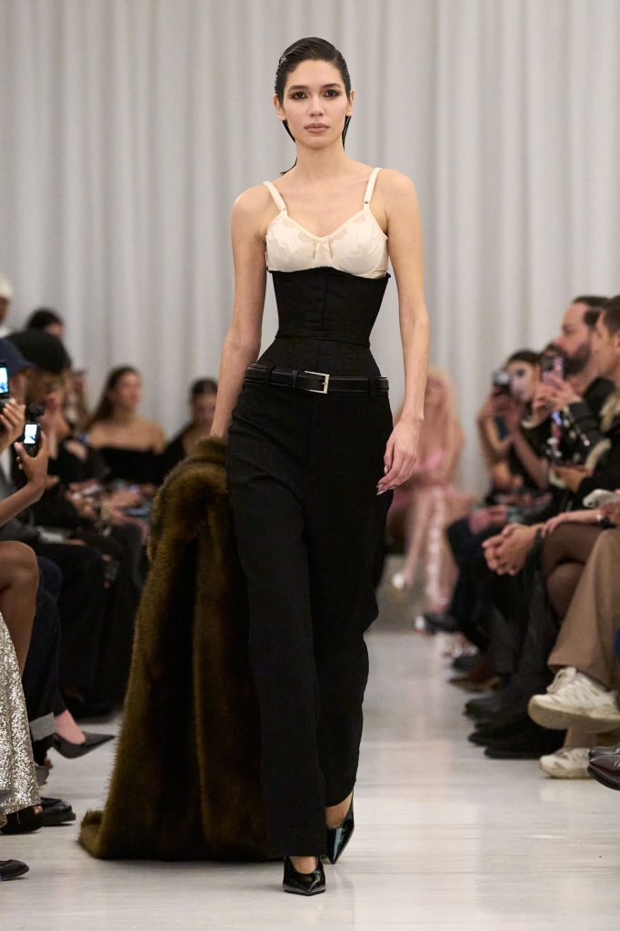 Christian Cowan 2026/27秋冬高级成衣秀 - New York Fall 2026