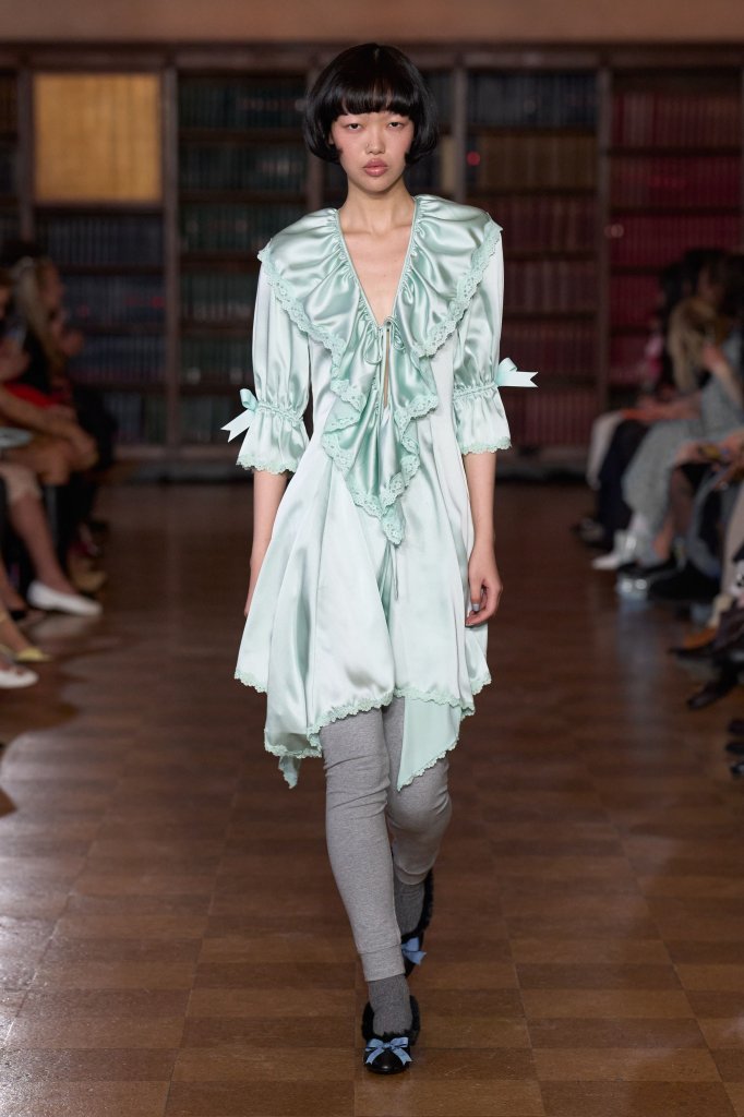 Sandy Liang 2026/27秋冬高级成衣秀 - New York Fall 2026