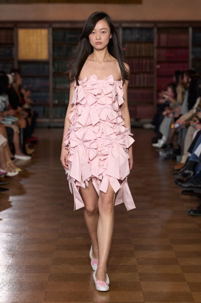  Sandy Liang Sandy Liang 美国 U.S.A 纽约 New York City 走秀(Runway) 2026/27秋冬 2026/27 A/W 女装