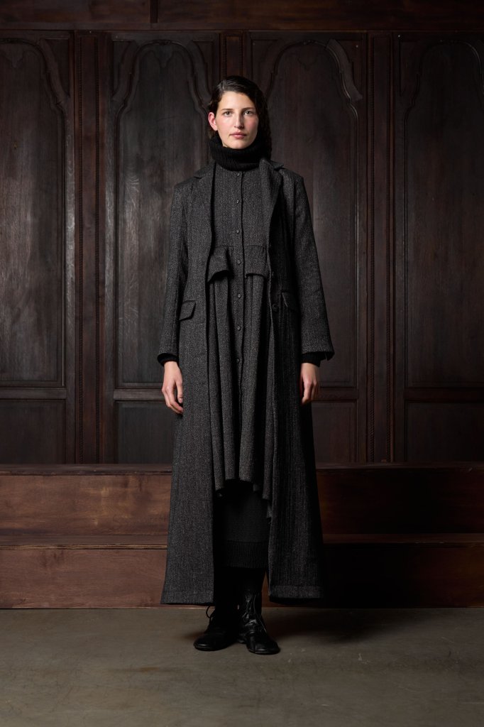 Meruert Tolegen 2026/27秋冬高级成衣Lookbook