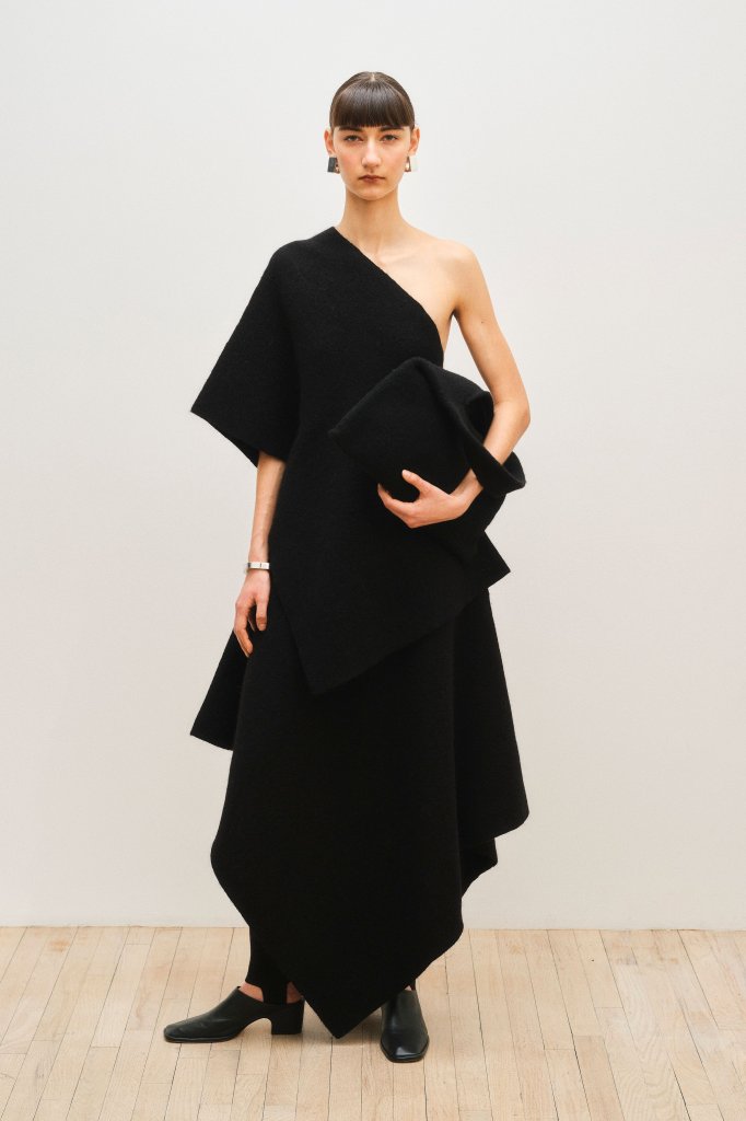 Lauren Manoogian 2026/27秋冬高级成衣Lookbook