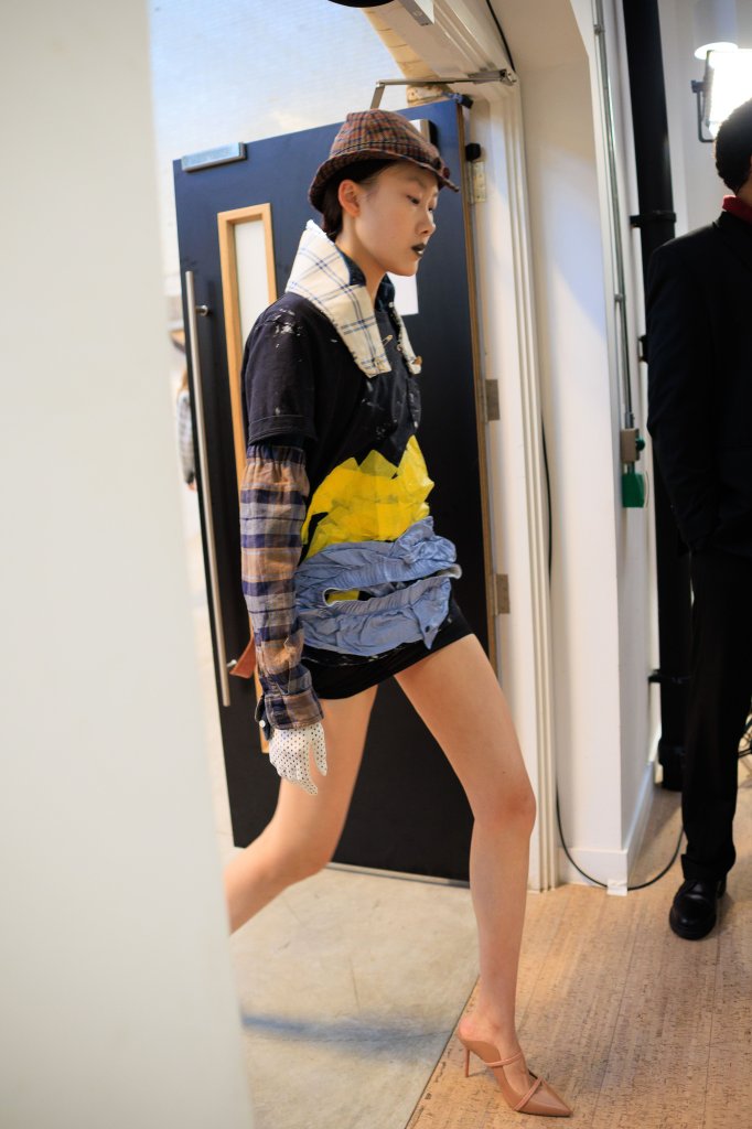 东区时尚 Fashion East 2026/27秋冬高级成衣秀(后台妆容) - London Fall 2026