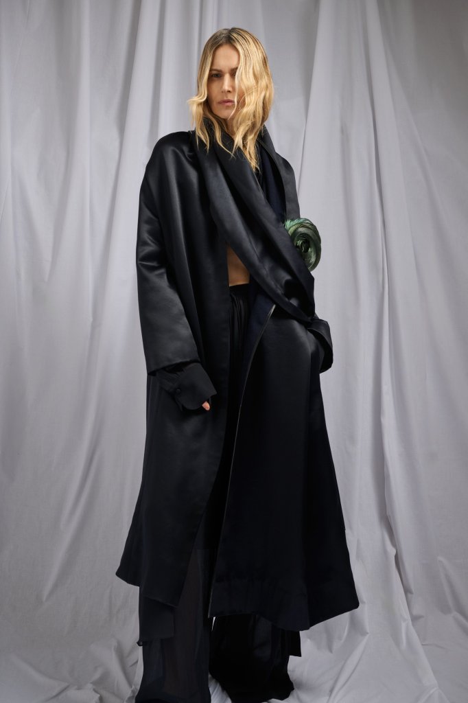 雪伦&middot;沃可布 Sharon Wauchob 2026/27秋冬高级成衣Lookbook