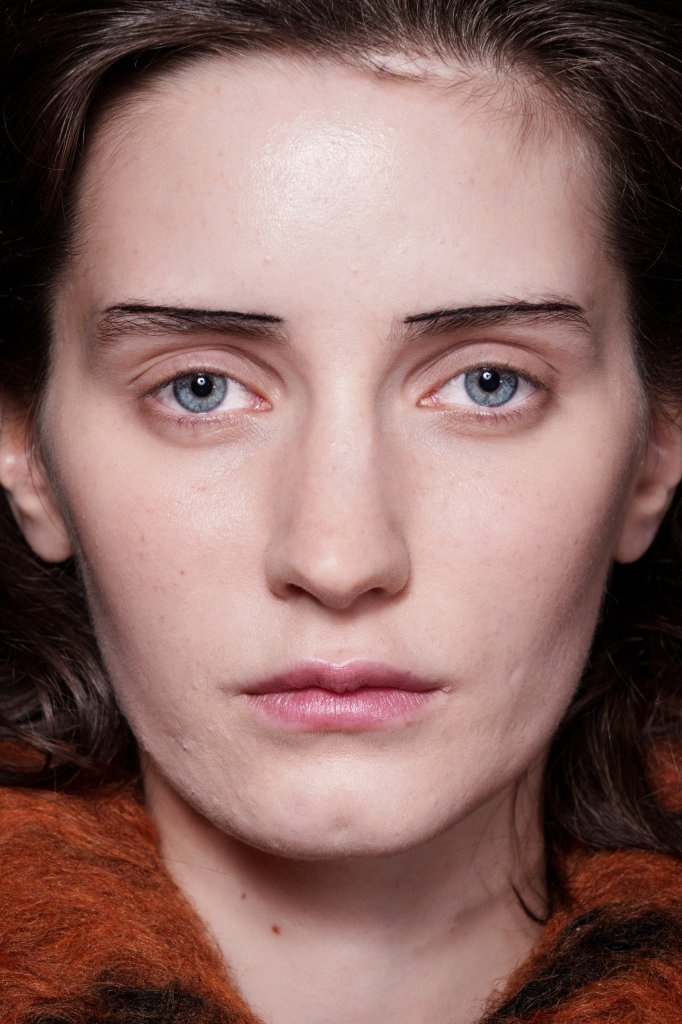 Toga 2026/27秋冬高级成衣秀(后台妆容) - London Fall 2026