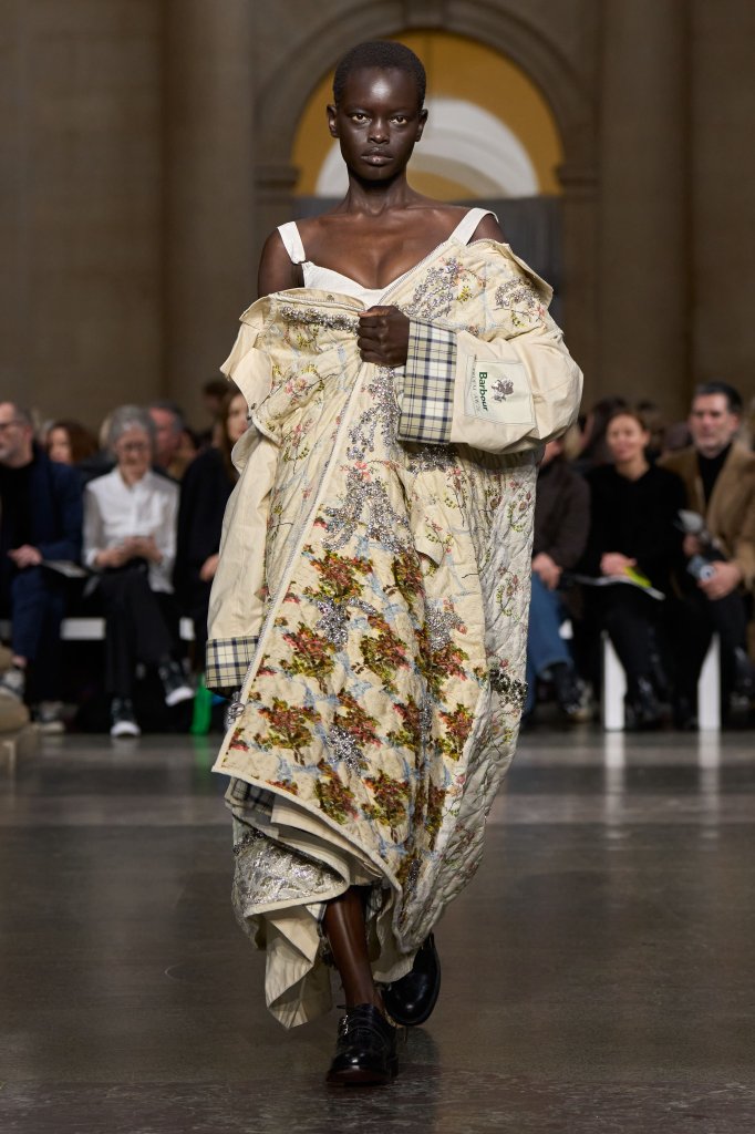 艾尔丹姆 Erdem 2026/27秋冬高级成衣秀 - London Fall 2026