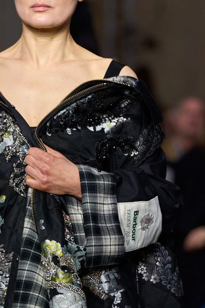 艾尔丹姆 Erdem 2026/27秋冬高级成衣秀(细节) - London Fall 2026