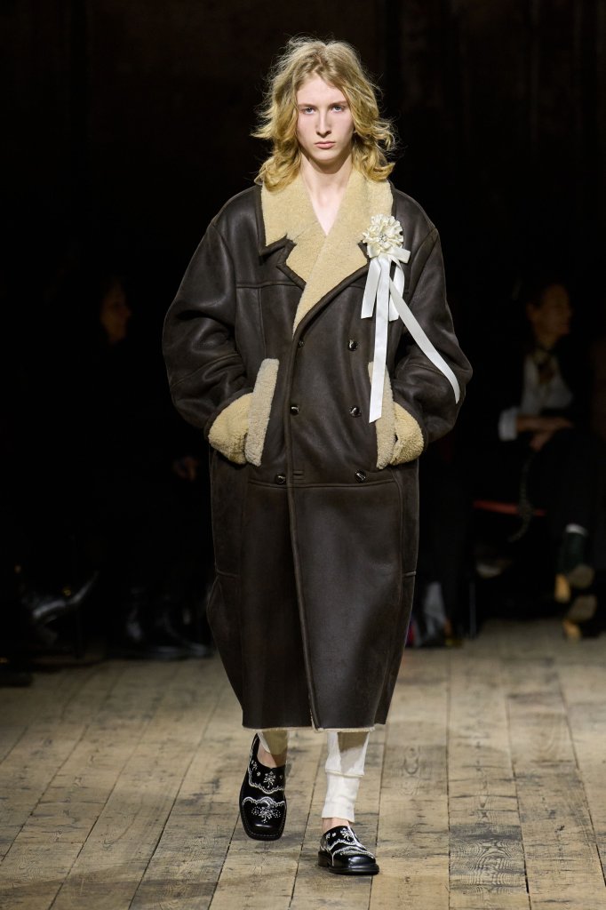 西蒙娜&middot;罗莎 Simone Rocha 2026/27秋冬高级成衣秀 - London Fall 2026