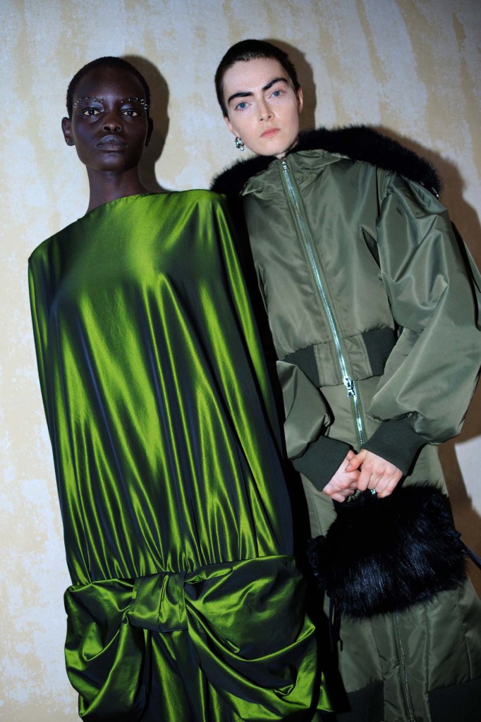 西蒙娜&middot;罗莎 Simone Rocha 2026/27秋冬高级成衣秀(后台妆容) - London Fall 2026