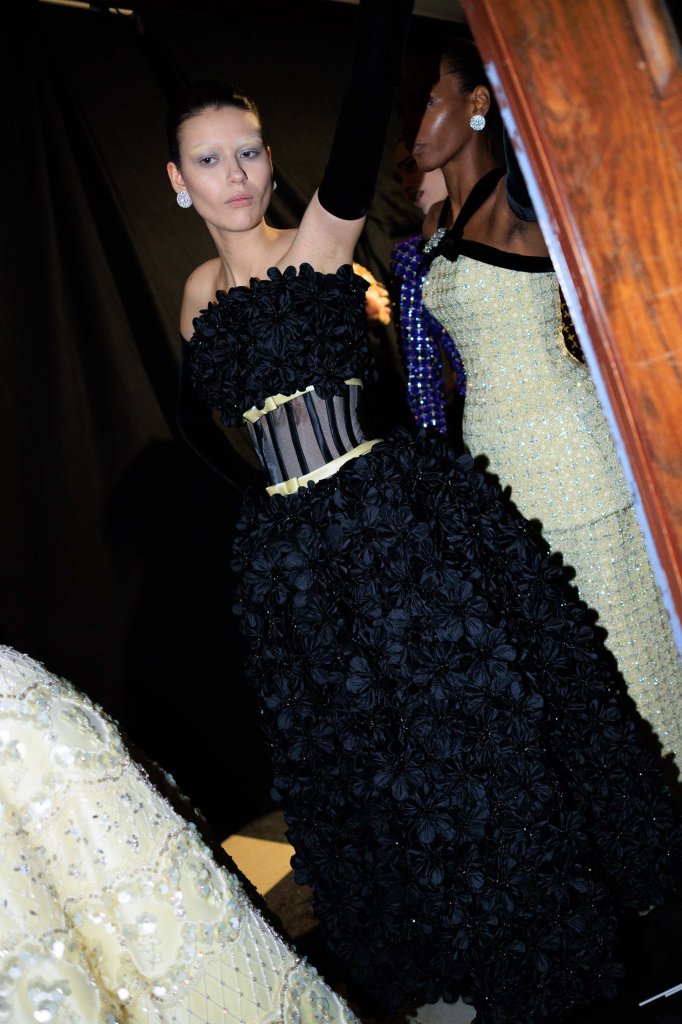 Richard Quinn 2026/27秋冬高级成衣秀(后台妆容) - London Fall 2026