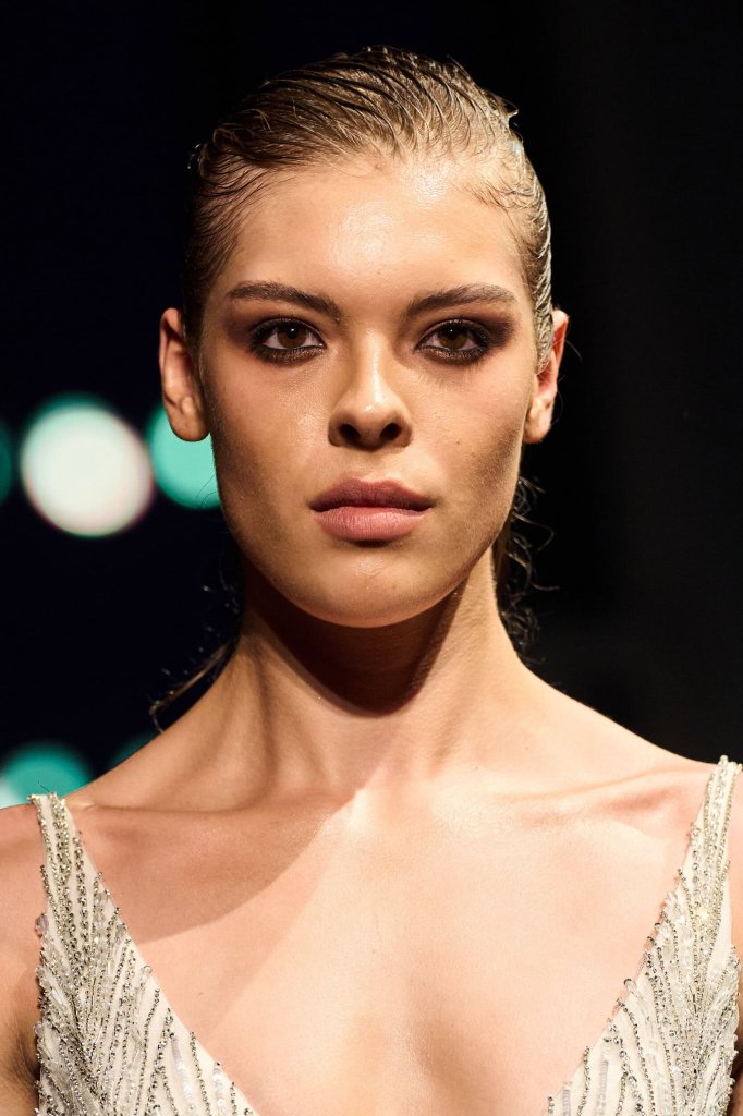 朱利安&middot;麦克唐纳德 Julien Macdonald 2026/27秋冬高级成衣秀(细节) - London Fall 2026