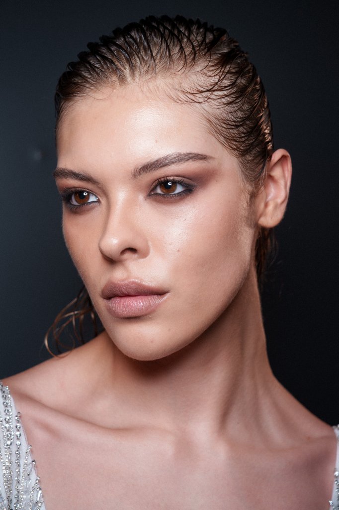 朱利安&middot;麦克唐纳德 Julien Macdonald 2026/27秋冬高级成衣秀(后台妆容) - London Fall 2026