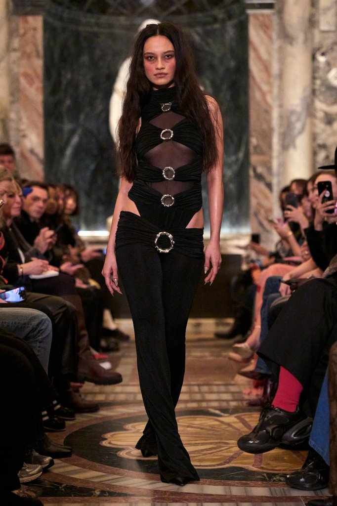 Di Petsa 2026/27秋冬高级成衣秀 - London Fall 2026