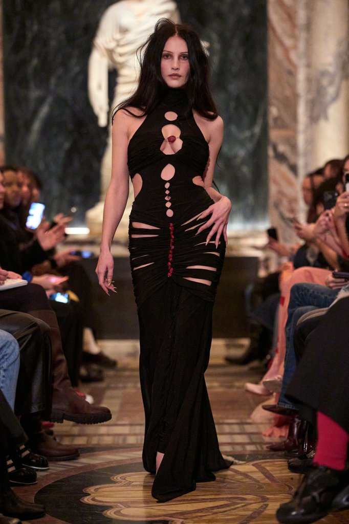 Di Petsa 2026/27秋冬高级成衣秀 - London Fall 2026