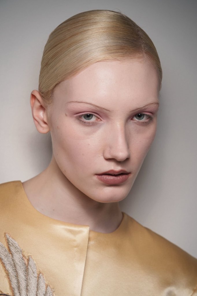 Conner Ives 2026/27秋冬高级成衣秀(后台妆容) - London Fall 2026