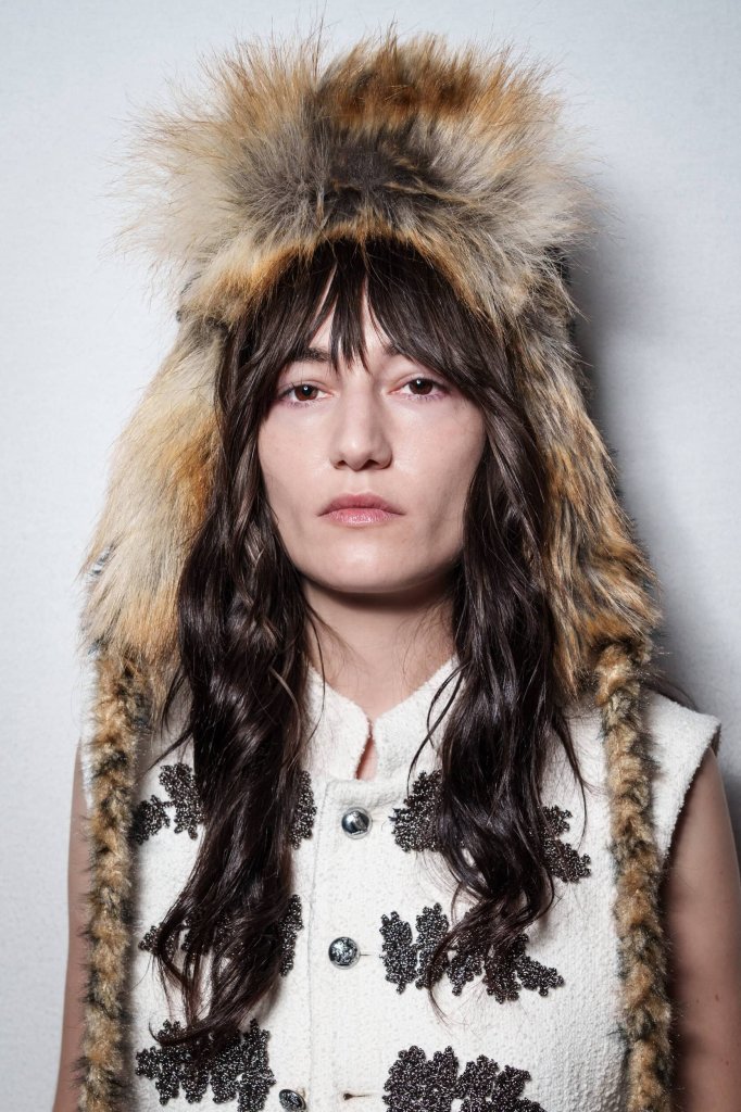 Oscar Ouyang 2026/27秋冬高级成衣秀(后台妆容) - London Fall 2026