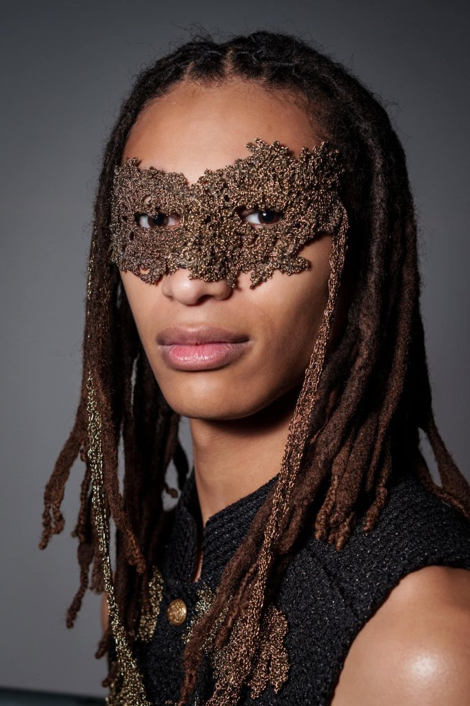 Oscar Ouyang 2026/27秋冬高级成衣秀(后台妆容) - London Fall 2026