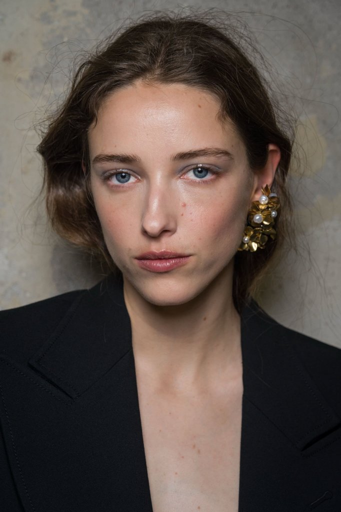 No. 21 2026/27秋冬高级成衣秀(后台妆容) - Milan Fall 2026